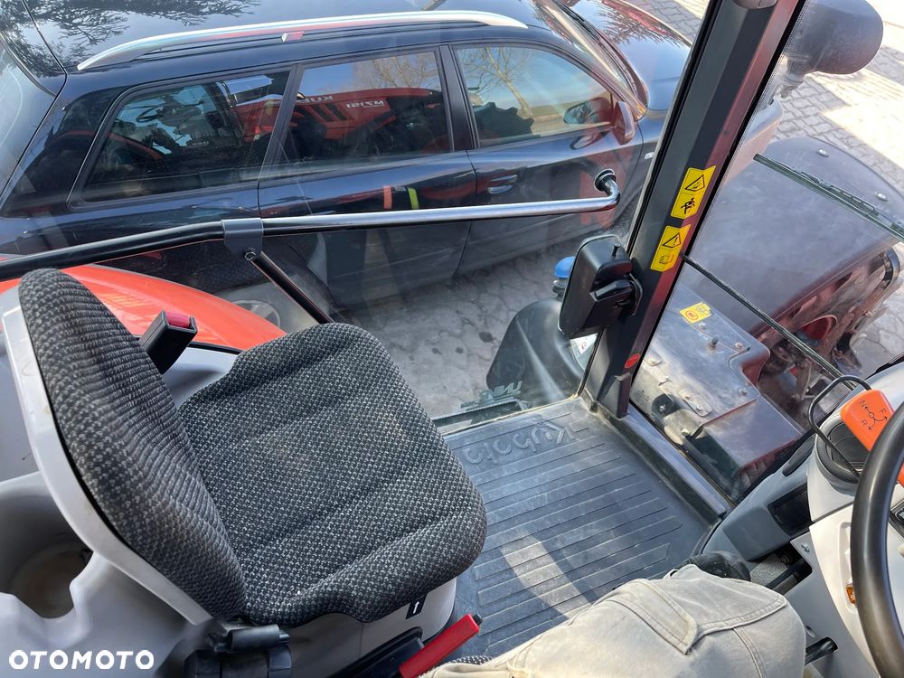Kubota Ciągnik rolniczy Traktor Kubota M7151 PREMIUM 2017 ROK_Amortyzowana oś,Klima,TUZ,Zaczepy - 15