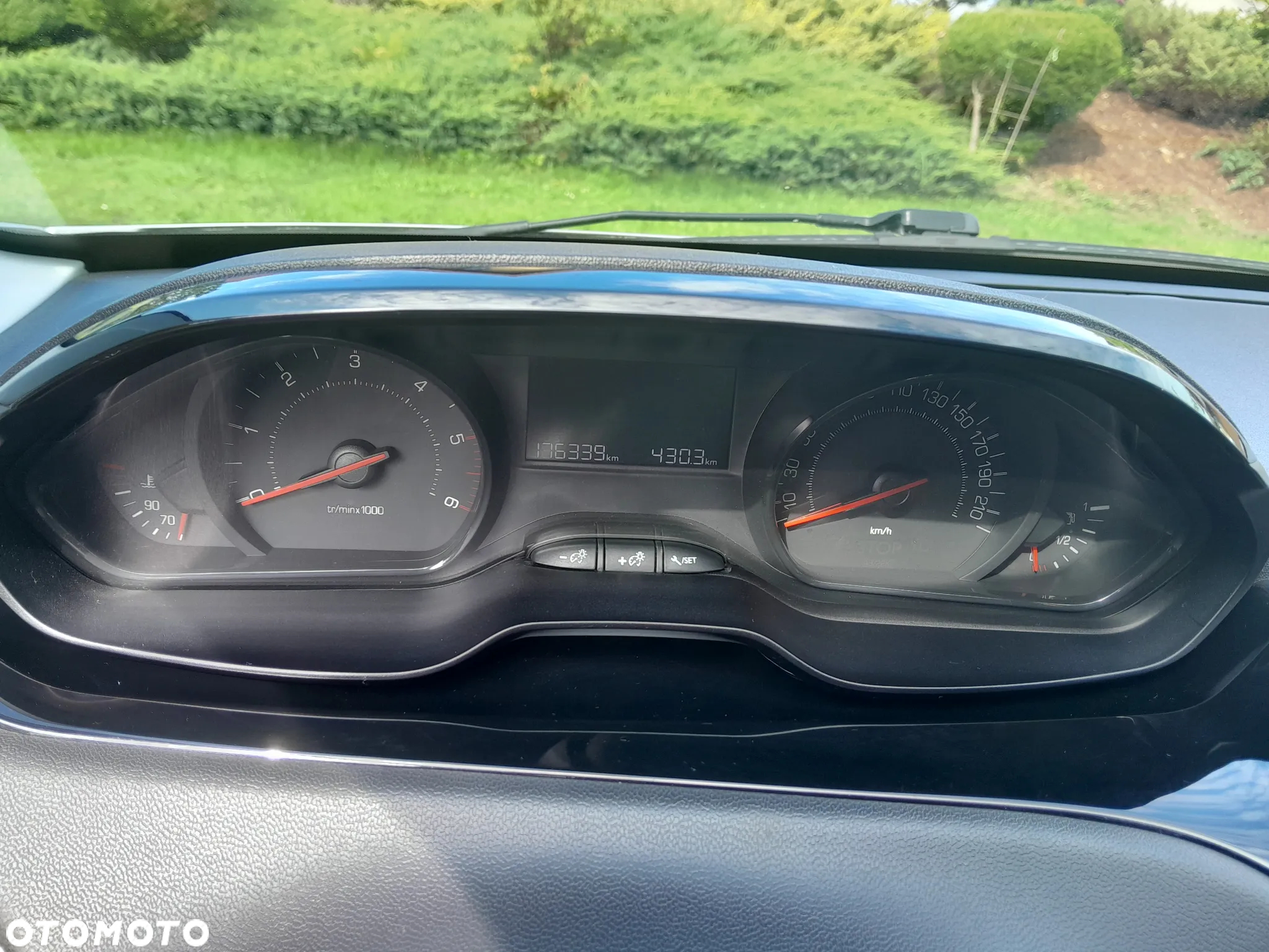Peugeot 208 1.4 HDi Active - 5