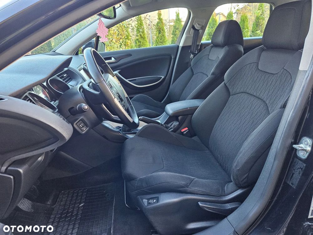 Citroën C5 2.0 HDi Confort - 13