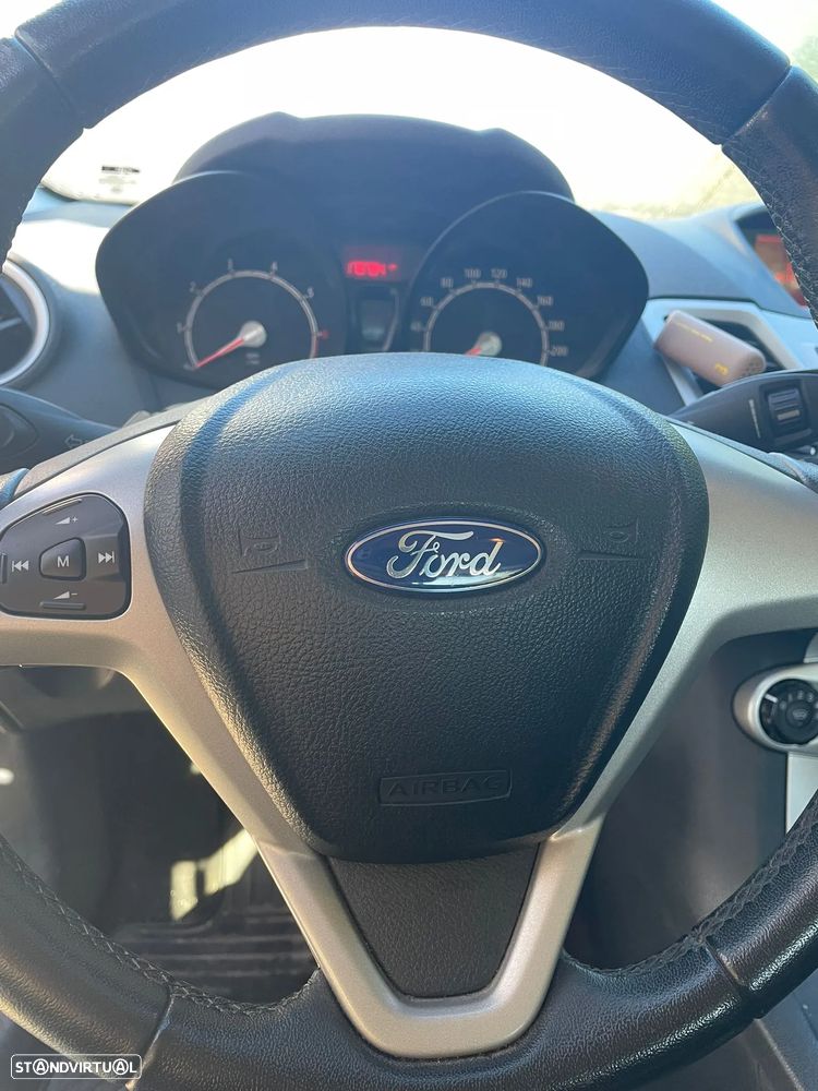 Ford Fiesta 1.25 Ambiente - 6