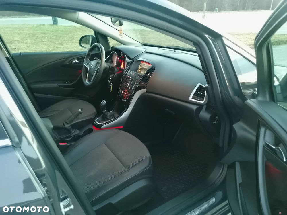 Opel Astra 1.6 CDTI DPF ecoFLEX TourerStart/Stop Exklusiv - 27