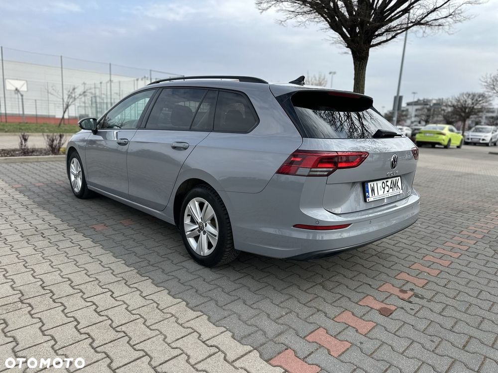 Volkswagen Golf 1.5 eTSI EVO Style DSG - 8