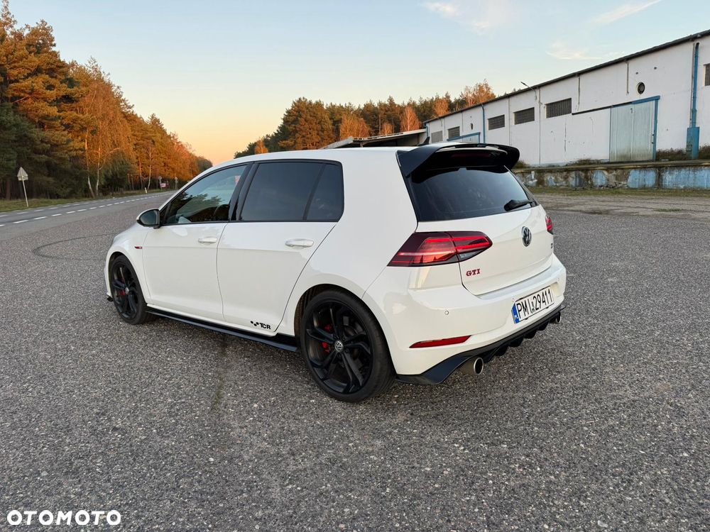 Volkswagen Golf GTI 2.0 TSI OPF DSG Performance - 6