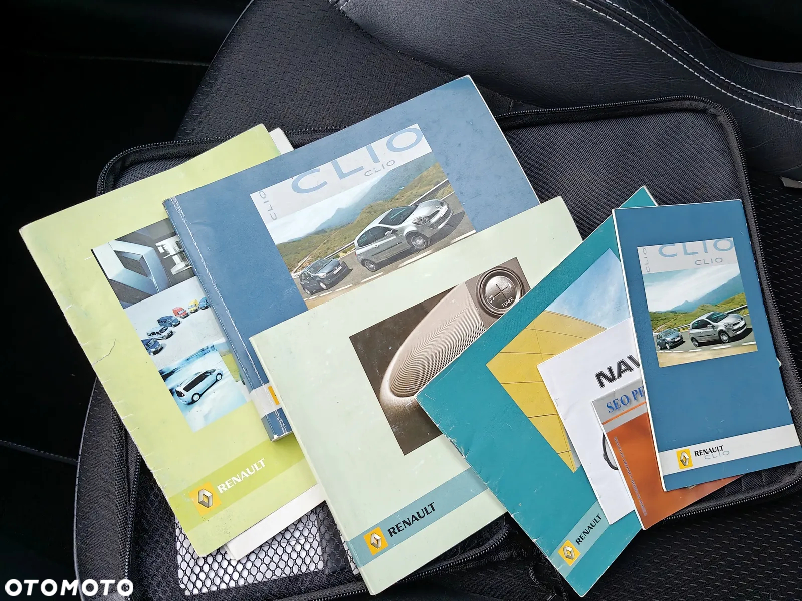 Renault Clio - 40
