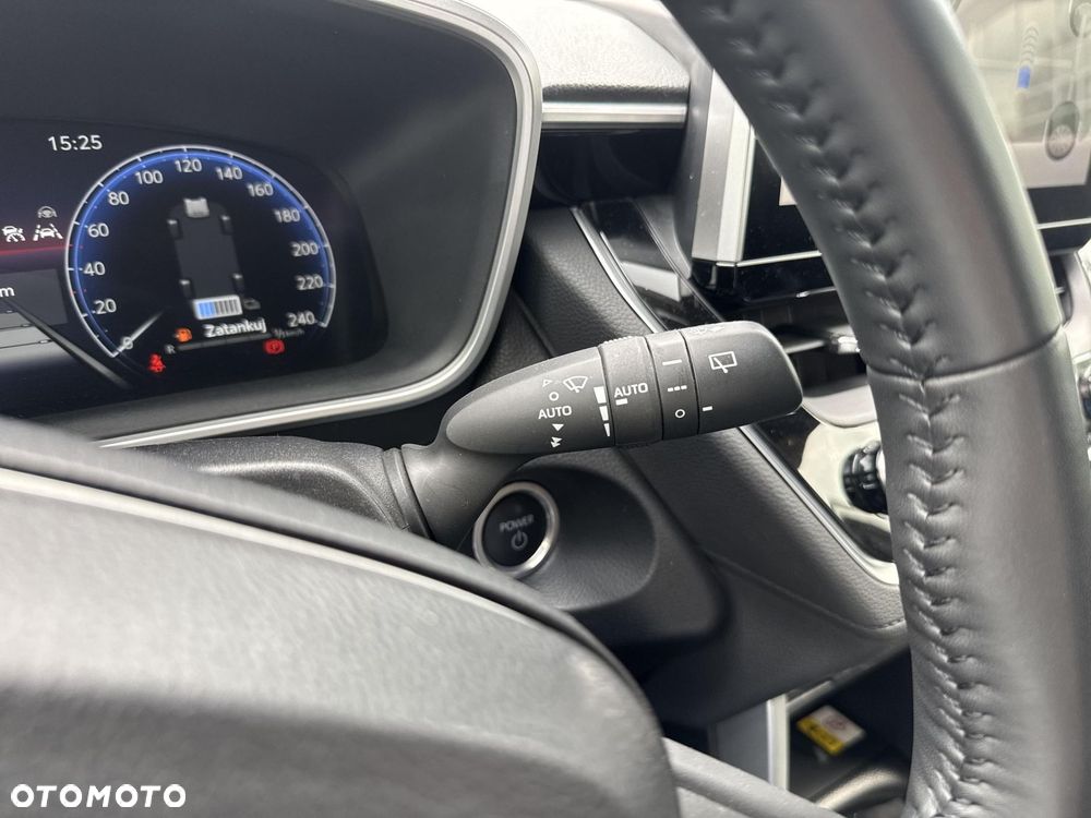 Toyota Corolla Cross 2.0 Hybrid Style AWD - 17