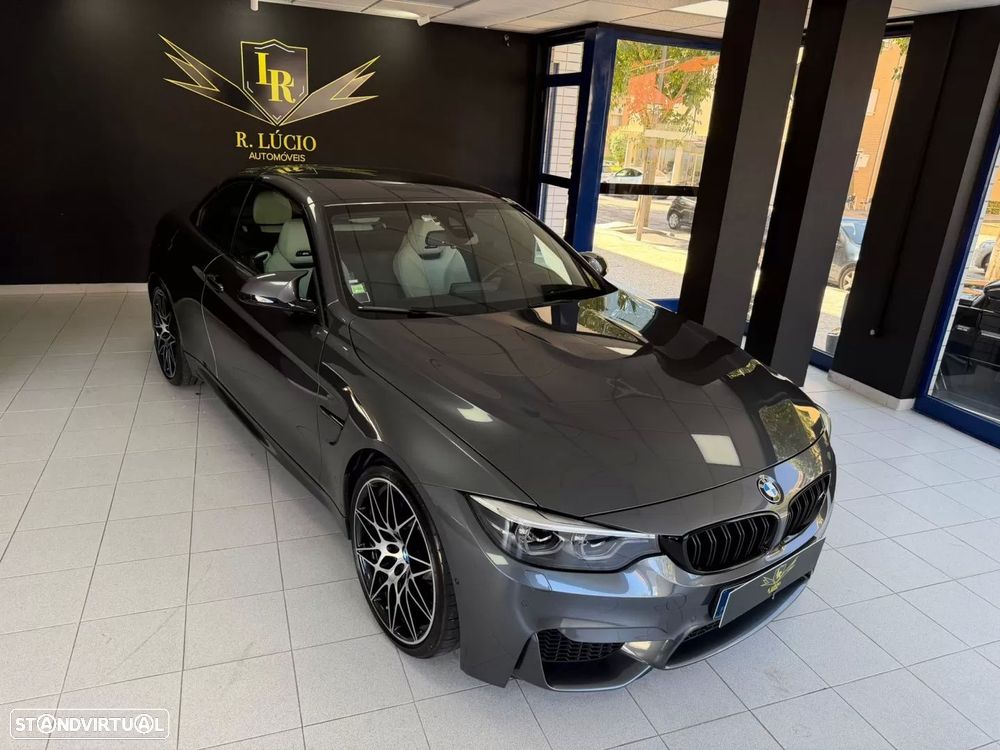 BMW M4 — photo 4