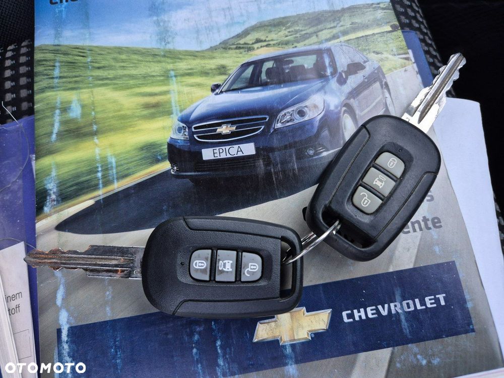Chevrolet Captiva - 24