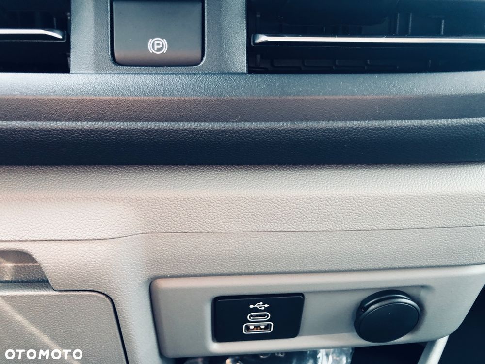 Ford Ford Transit Custom Van Limited 2.0 170KM AWD AT8 - 14