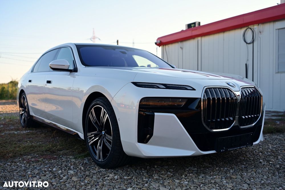 BMW Seria 7 740d xDrive MHEV - 3