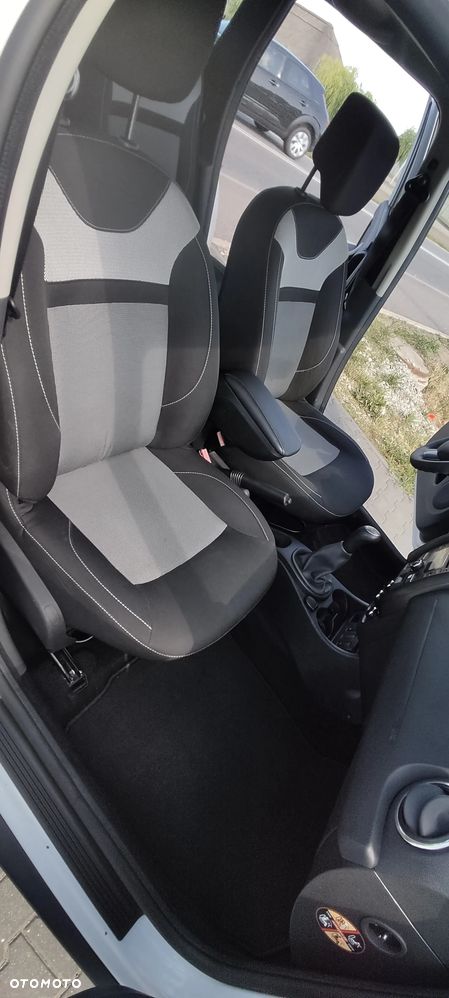 Dacia Duster SCe 115 4x2 Essentiel - 24