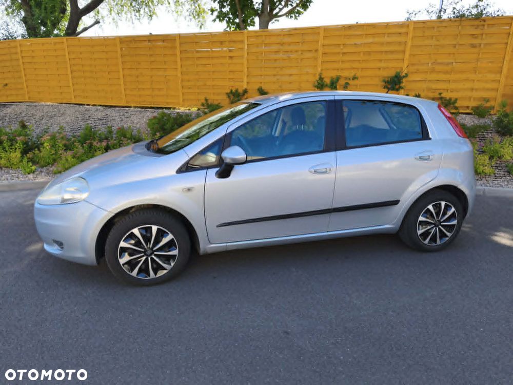 Fiat Grande Punto 1.4 8V Dynamic - 2