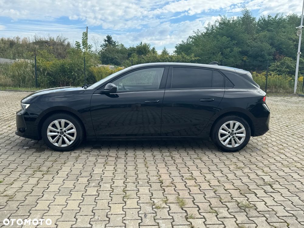 Opel Astra 1.2 T Edition S&S - 11