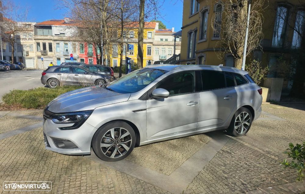 Renault Mégane Sport Tourer BLUE dCi 115 BOSE EDITION - 13