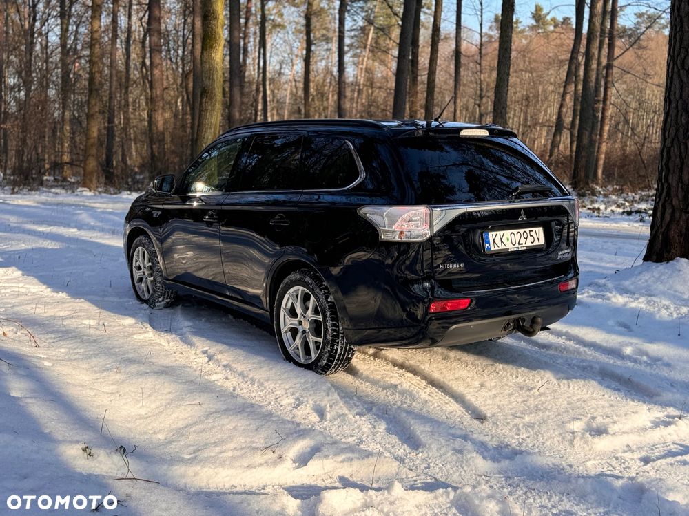 Mitsubishi Outlander Intense + - 20