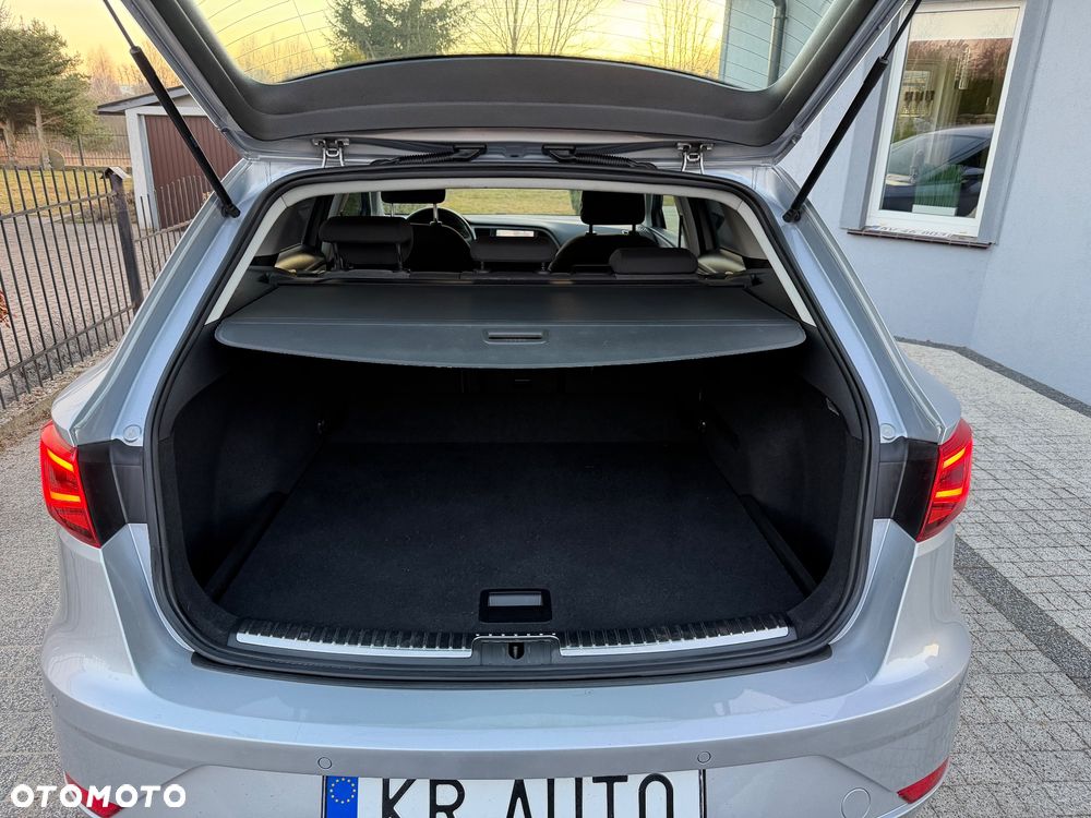 Seat Leon 1.6 TDI DSG Xcellence - 11