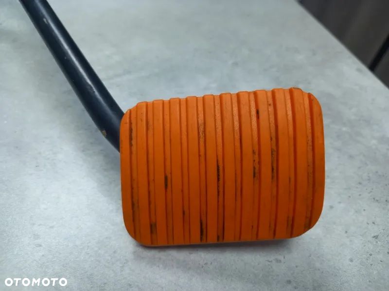 Pedał gazu 47400401 New Holland T6.155 - 2