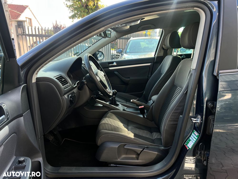 Volkswagen Jetta 1.9 TDI DPF United - 16