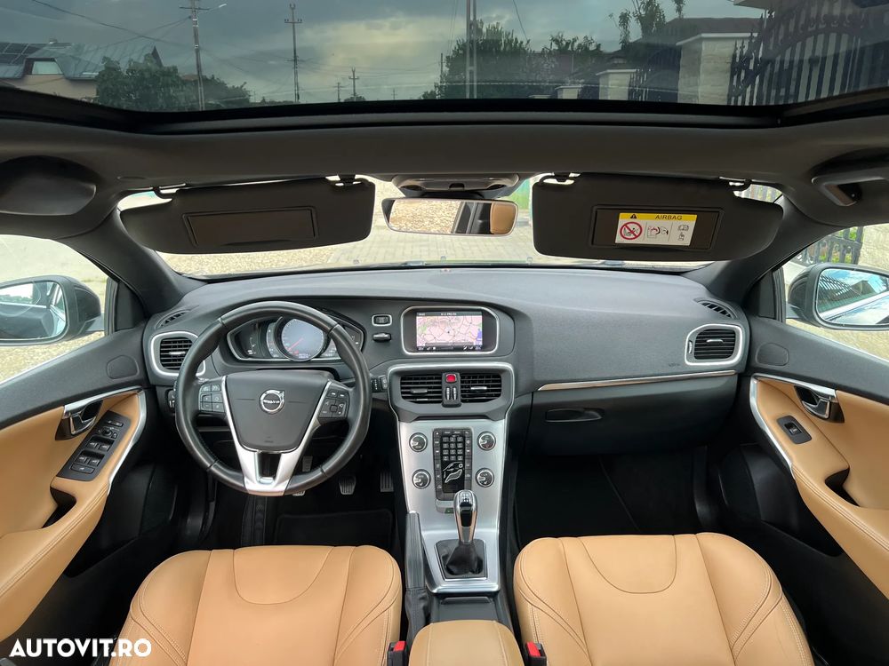 Volvo V40 D2 Inscription - 5