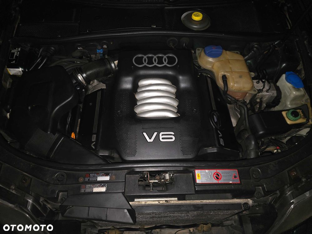 Audi A6 Avant - 1
