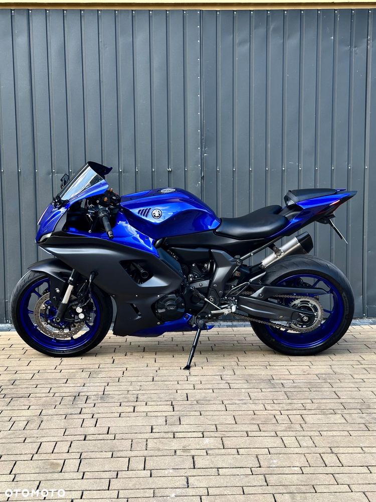 Yamaha R7 - 5