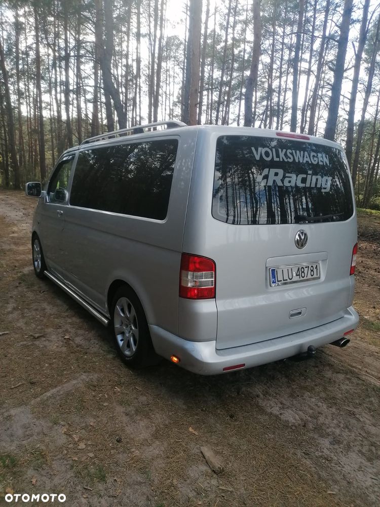 Volkswagen Caravelle - 4