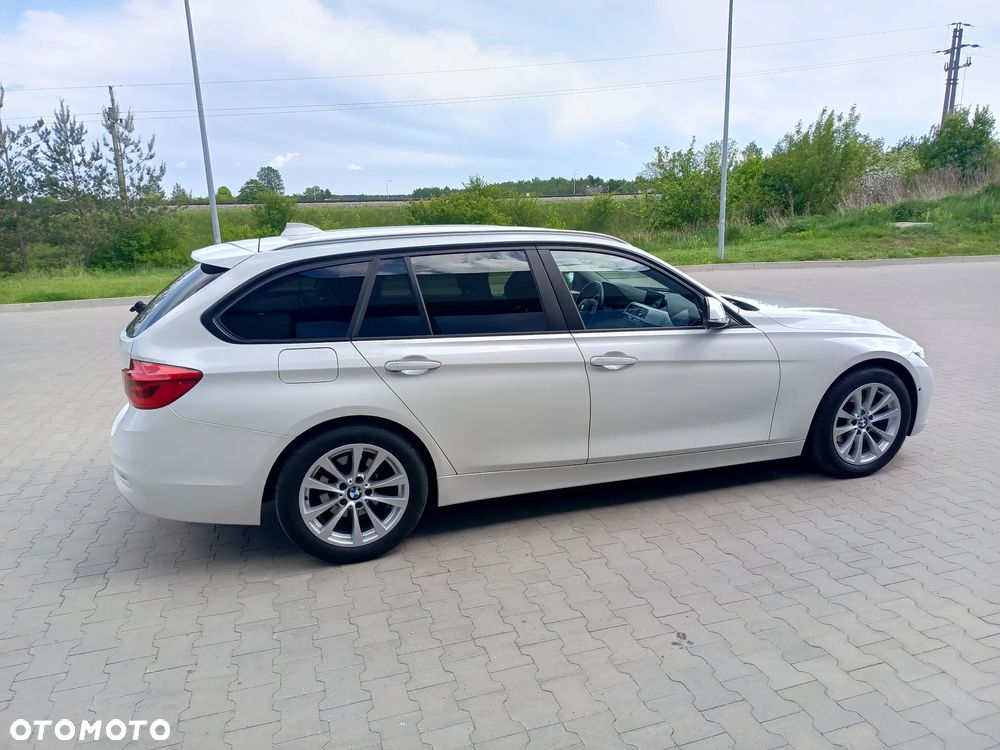 BMW Seria 3 318d Edition Luxury Line Purity - 7