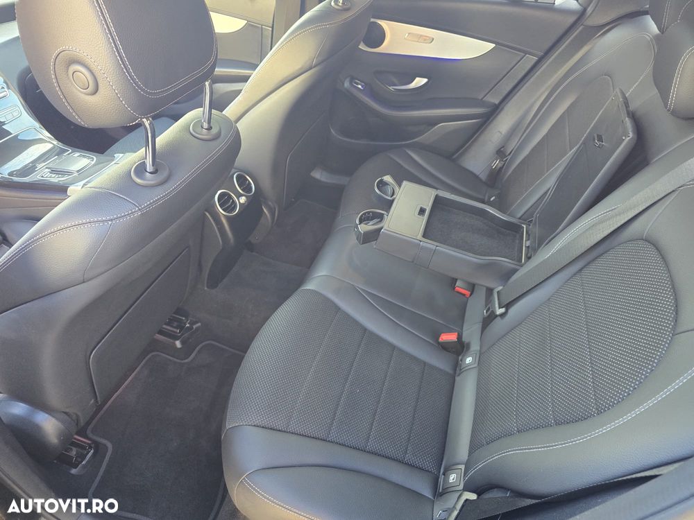 Mercedes-Benz GLC - 11