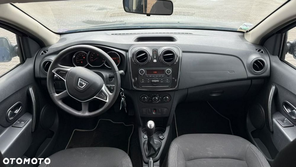 Dacia Sandero - 8