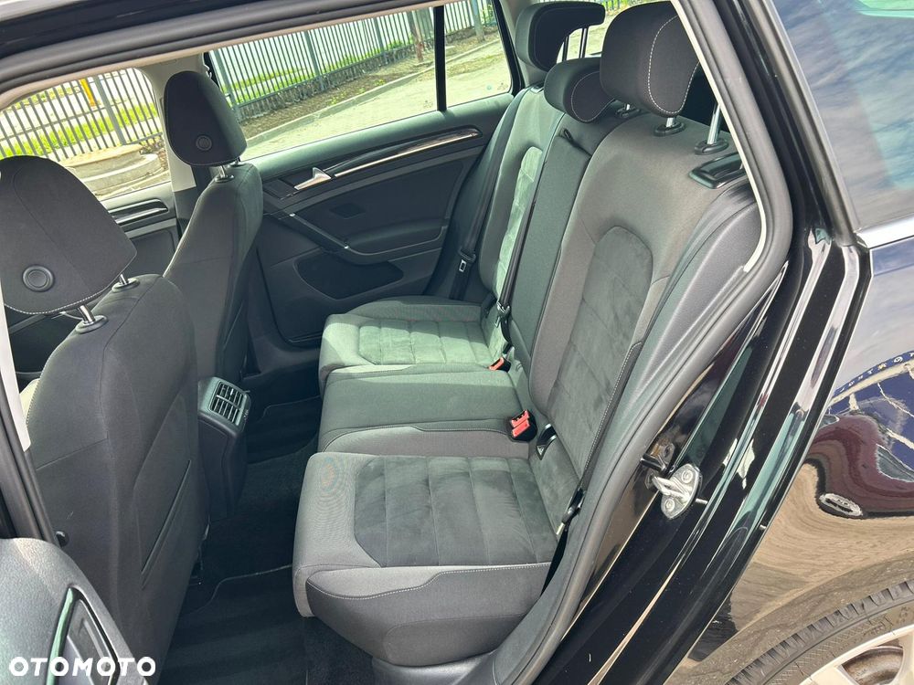 Volkswagen Golf 1.5 TSI BMT Highline - 18