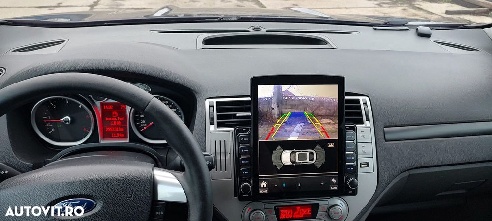 Ford Kuga 2.0 TDCi 2x4 Titanium - 1