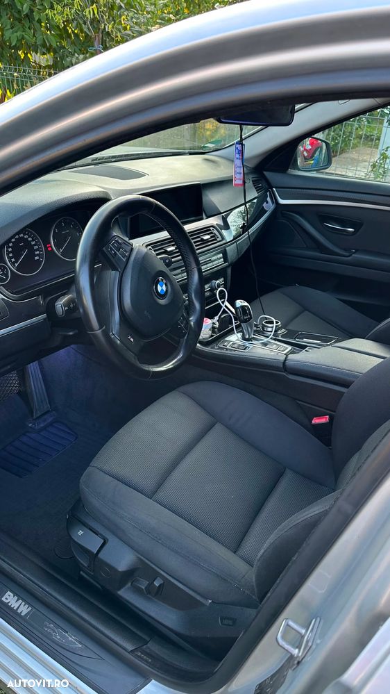 BMW Seria 5 520d Aut. - 13
