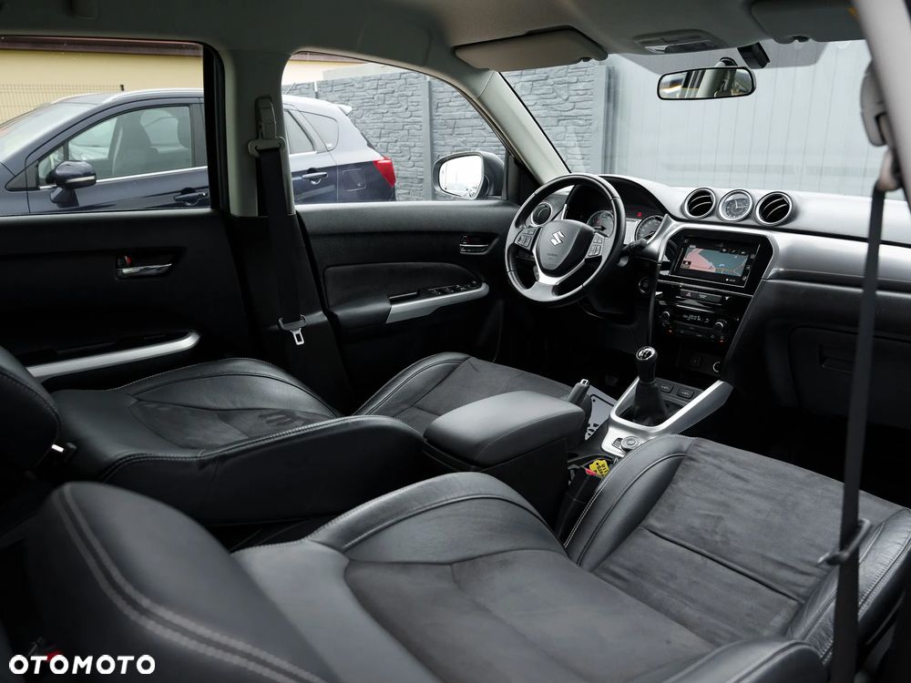 Suzuki Vitara 1.6 Premium 4WD - 19