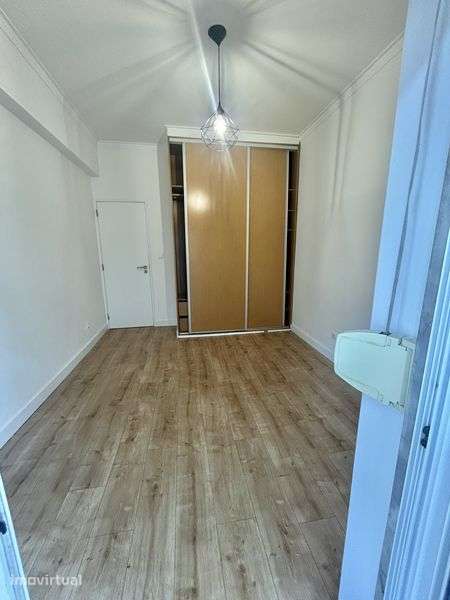 ARRENDA-SE Apartameno T3 Carnaxide - Grande imagem: 5/10