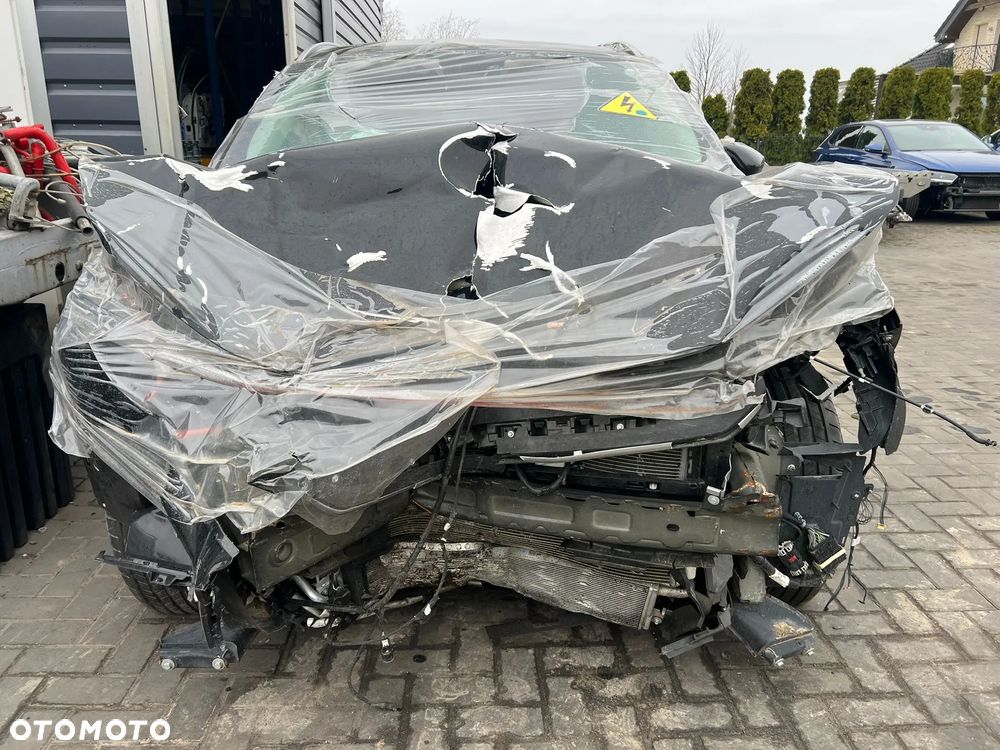 Ford Kuga - 6