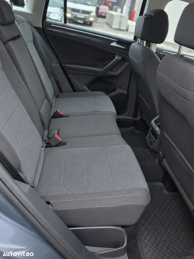 Volkswagen Tiguan - 16