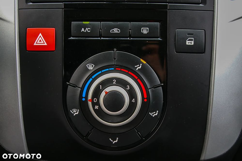 Kia Venga 1.4 CVVT Vision - 23