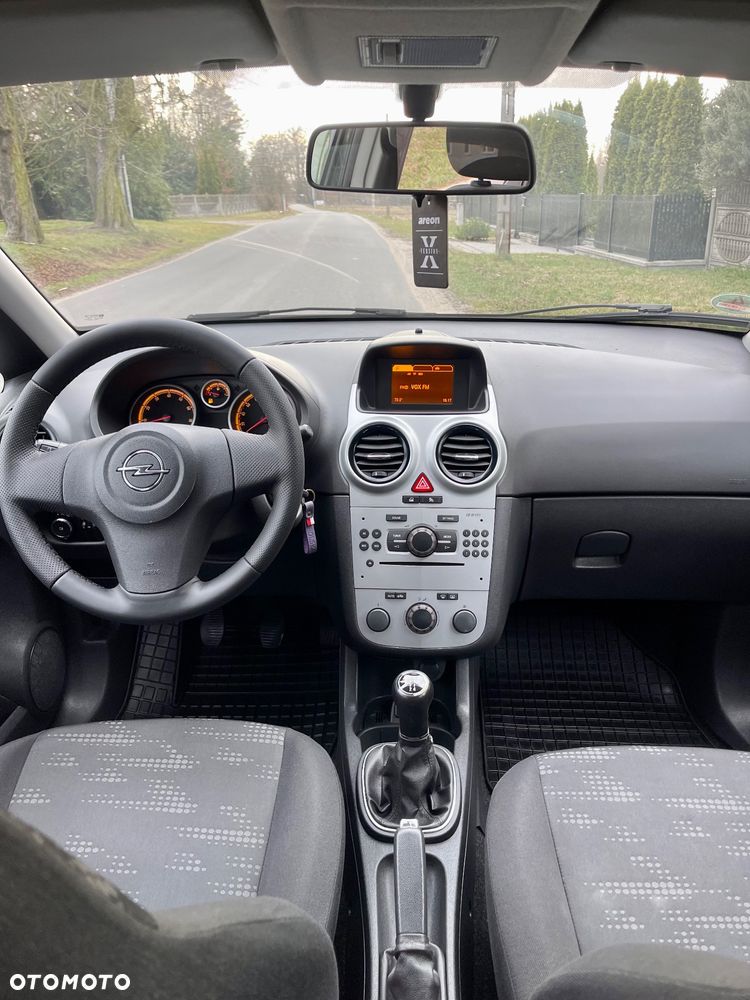 Opel Corsa 1.4 16V Color Edition - 20