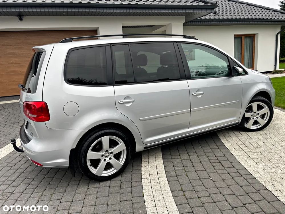 Volkswagen Touran 1.6 TDI DPF BlueMotion Technology Comfortline - 9