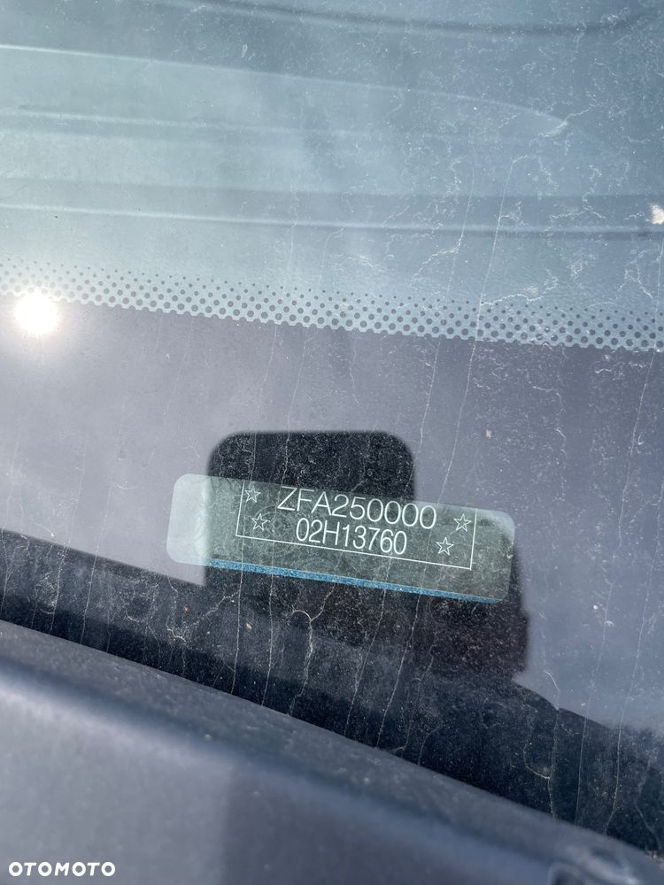 Fiat Ducato L2H2 teilverglast - 2