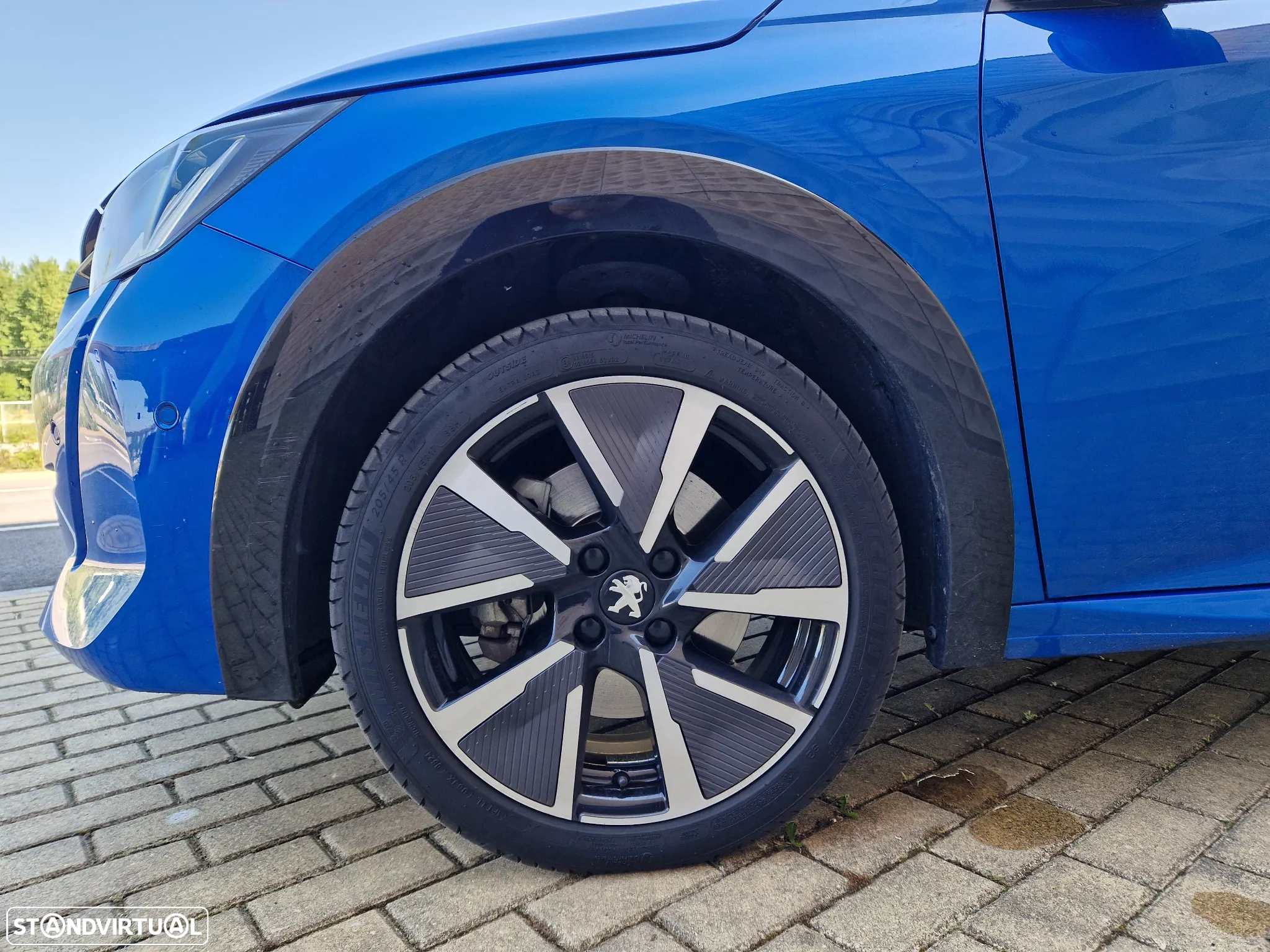 Peugeot e-208 50 kWh GT Line - 5