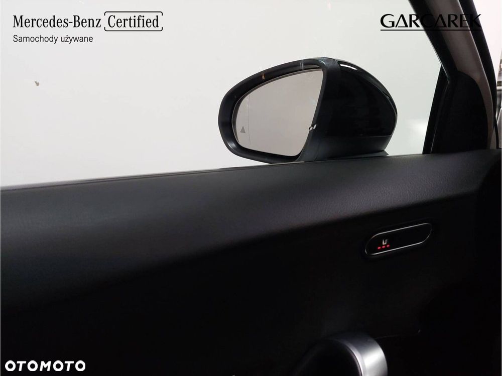 Mercedes-Benz Klasa A 220 4-Matic AMG Line 7G-DCT - 30