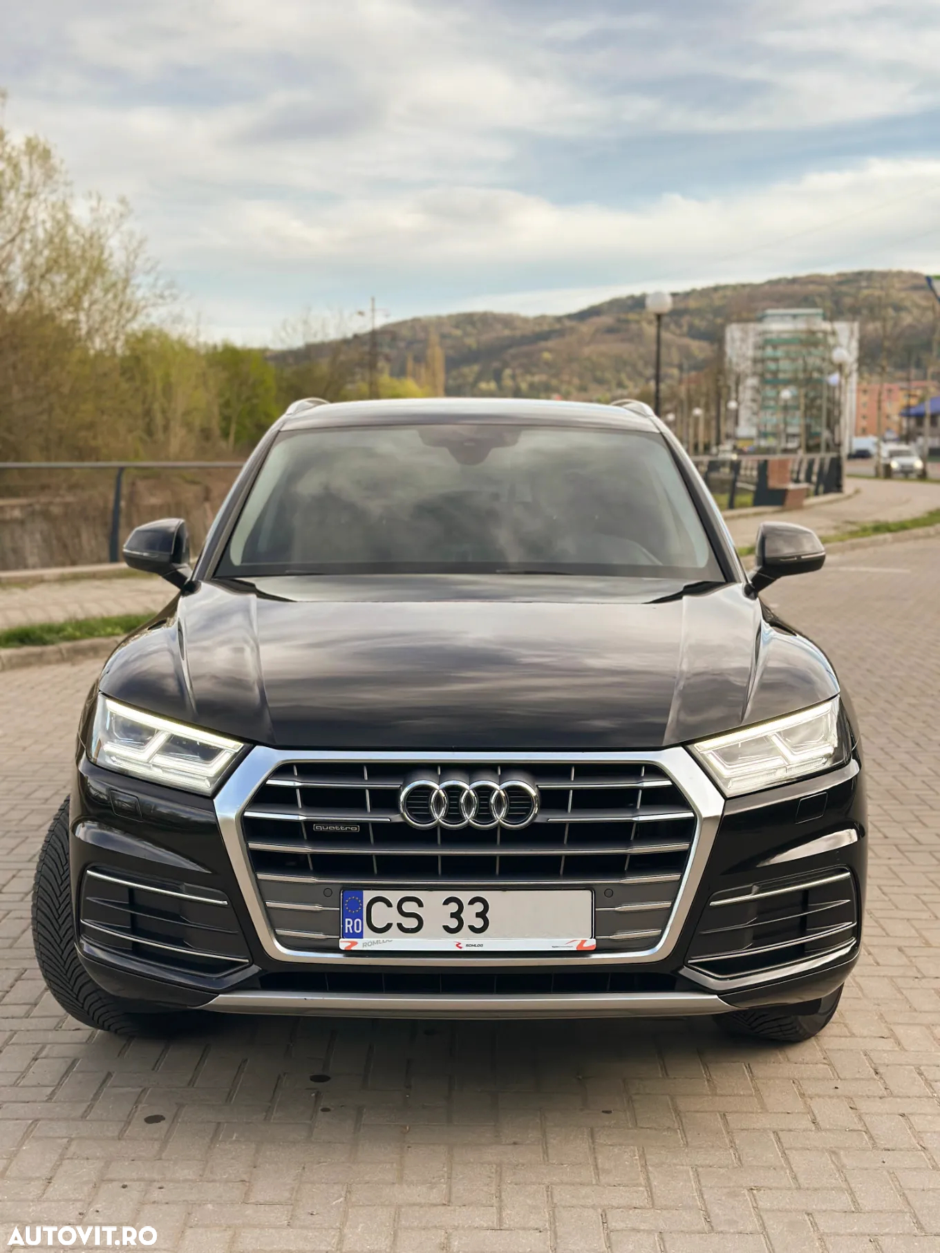 Audi Q5 35 TDI S tronic sport - 2