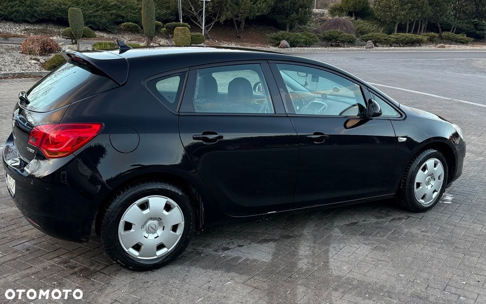 Opel Astra 1.4 Turbo Cosmo - 6