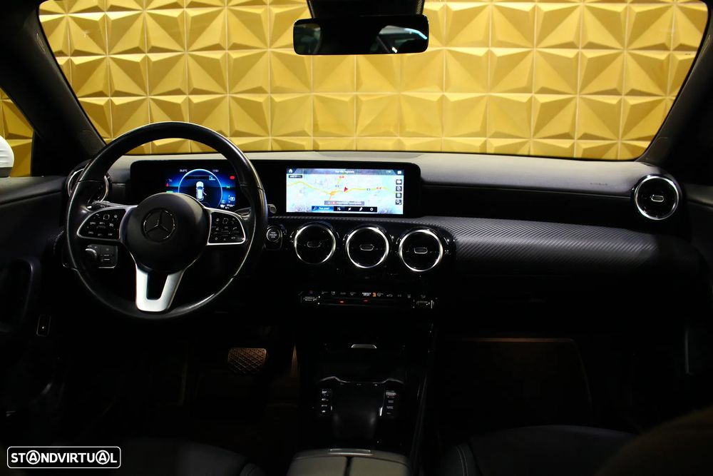 Mercedes-Benz CLA 250 e Progressive - 17