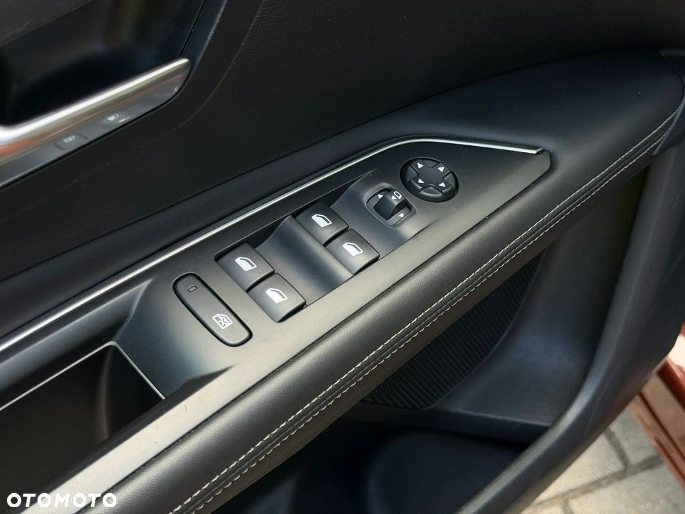 Peugeot 3008 BlueHDi 120 Stop & Start Allure - 17