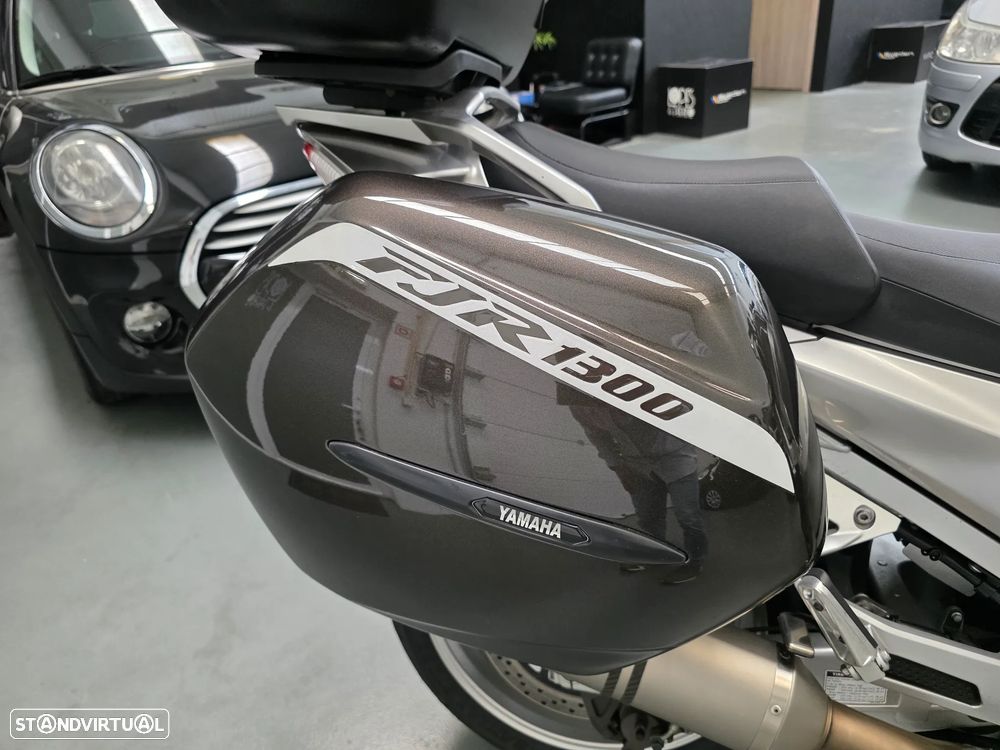 Yamaha FJR SPORT - 31