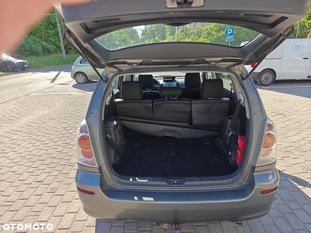 Toyota Corolla 2.0 D-4D Terra - 19