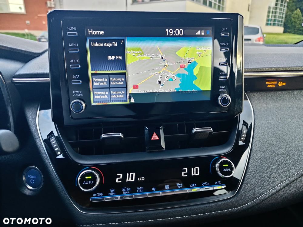 Toyota Corolla 1.8 Hybrid Comfort - 16