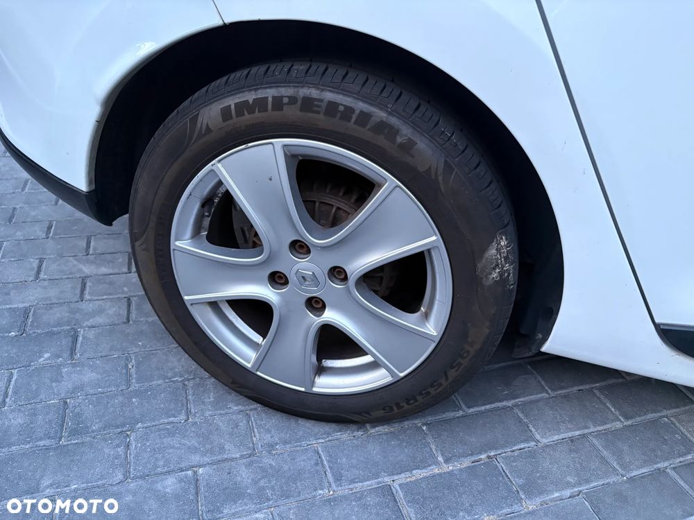 Renault Clio 1.2 TCe GT 120 EDC - 8