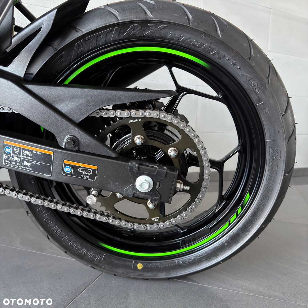 Kawasaki Ninja - 15